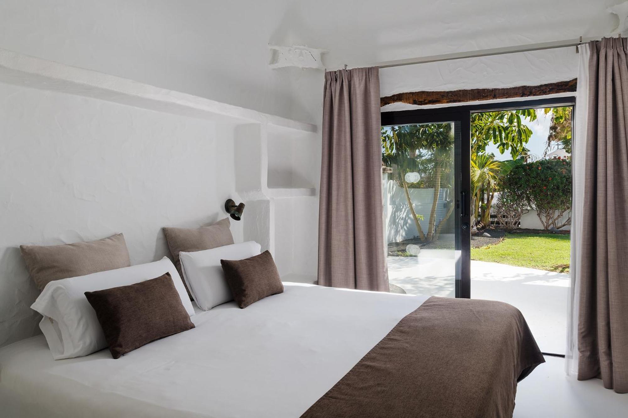 Kamezi Boutique Villa *