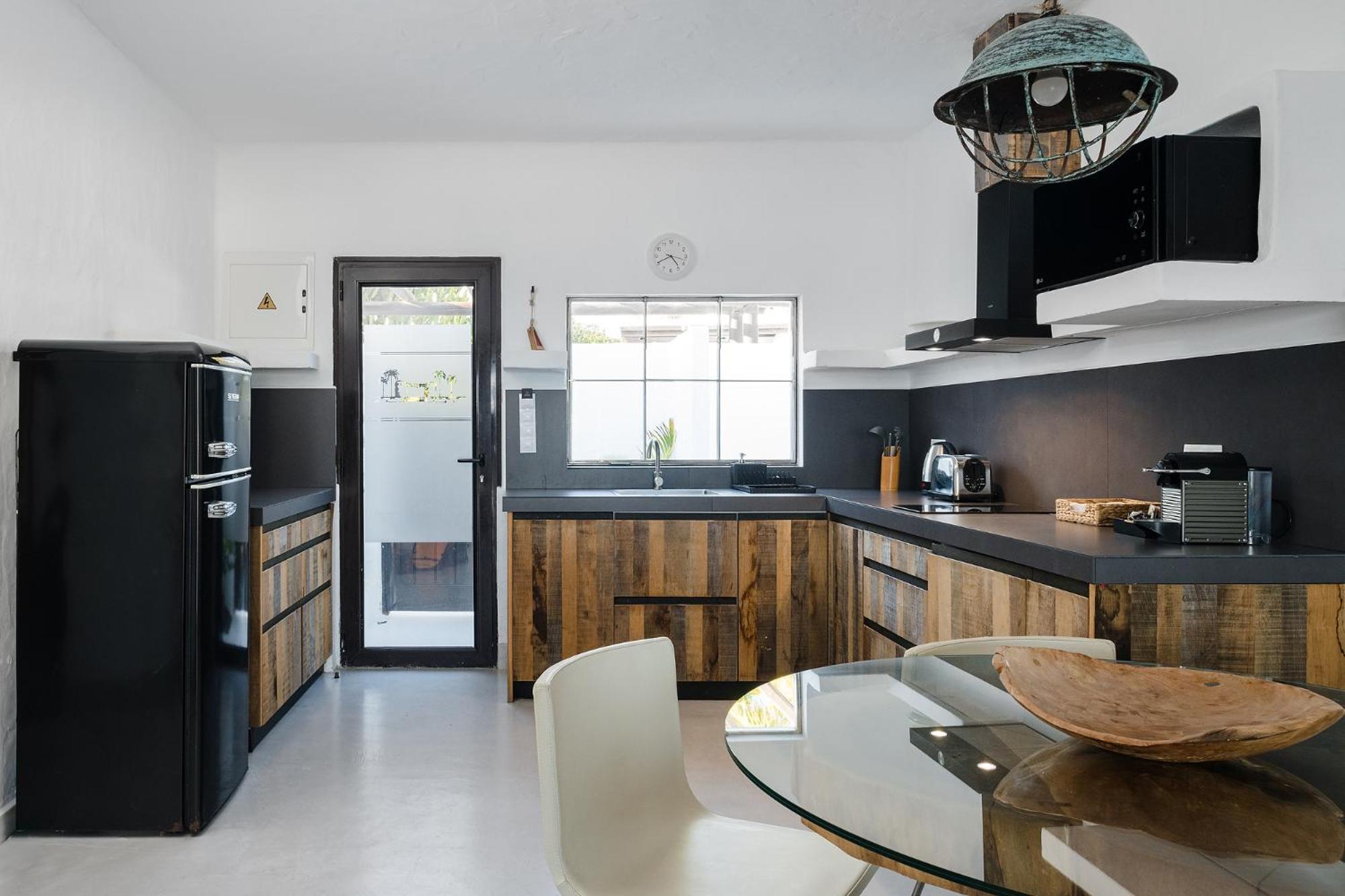 Villa Kamezi Boutique *